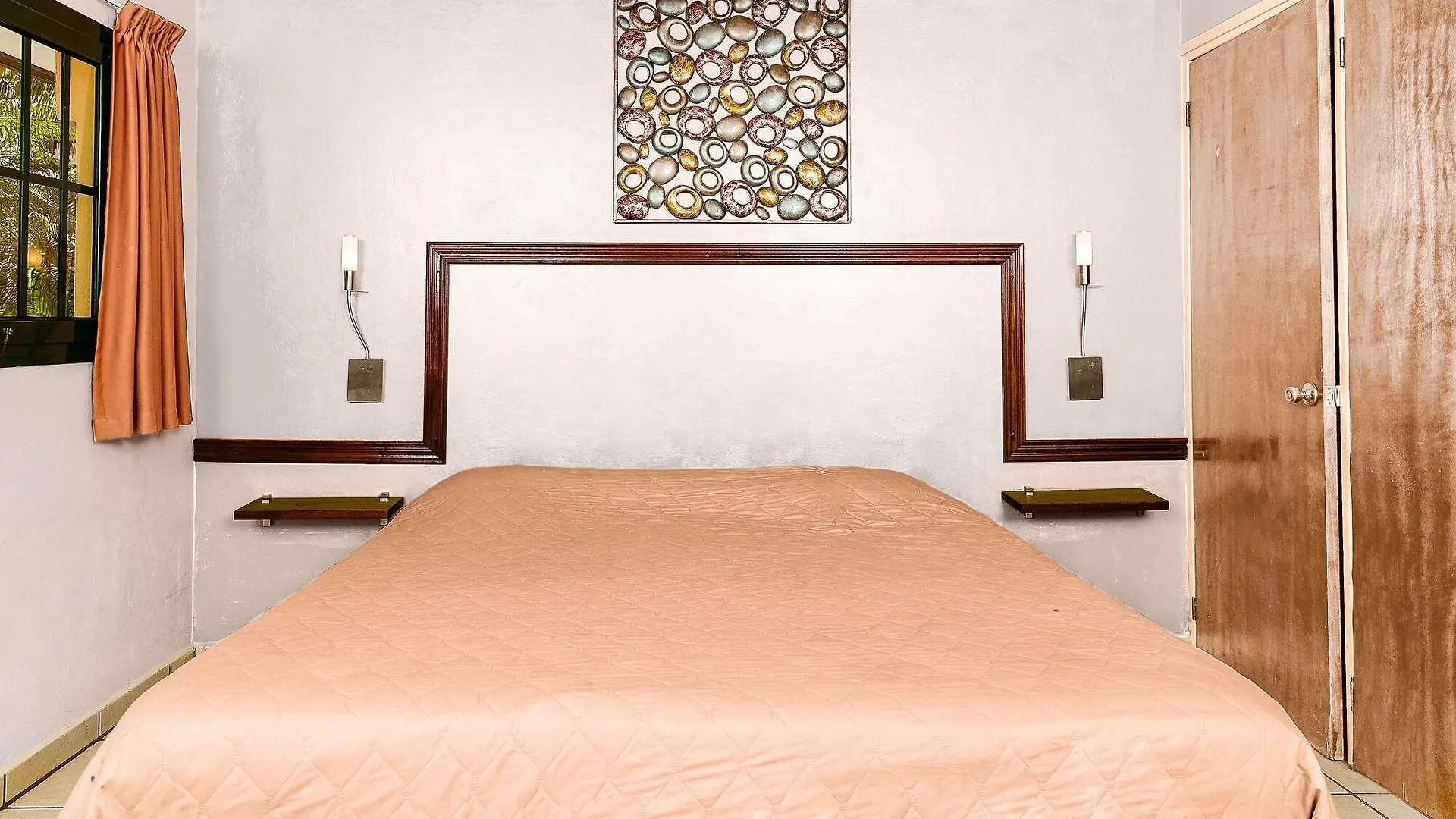Perle D'Or Aruba Hotel Palm Beach